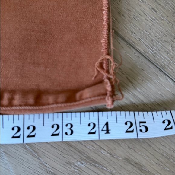 🌶️ NWOT Alter’d State Ankle Raw Hem Jeans. Size 27 - Picture 5 of 5